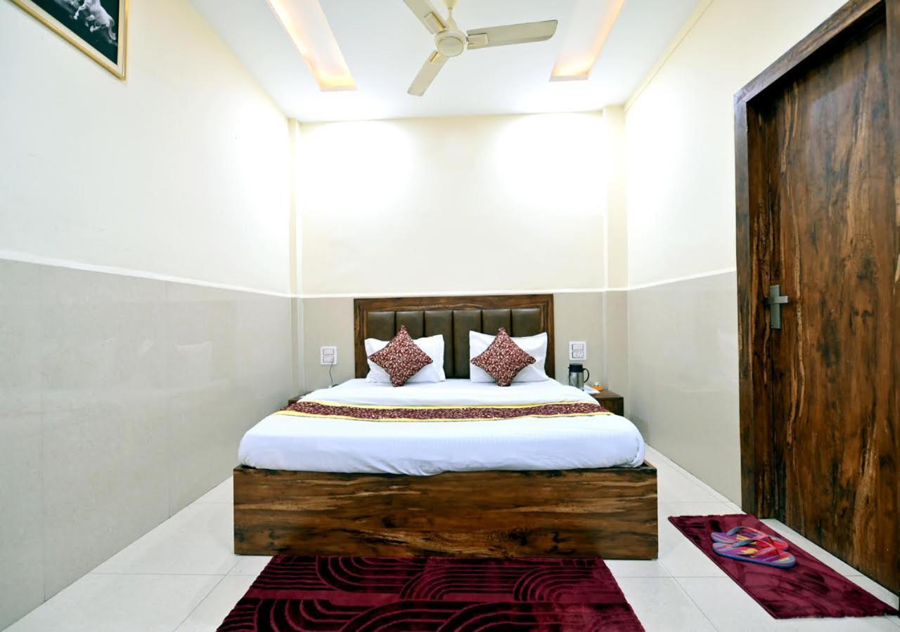 Royal Inn Jammu Bagian luar foto