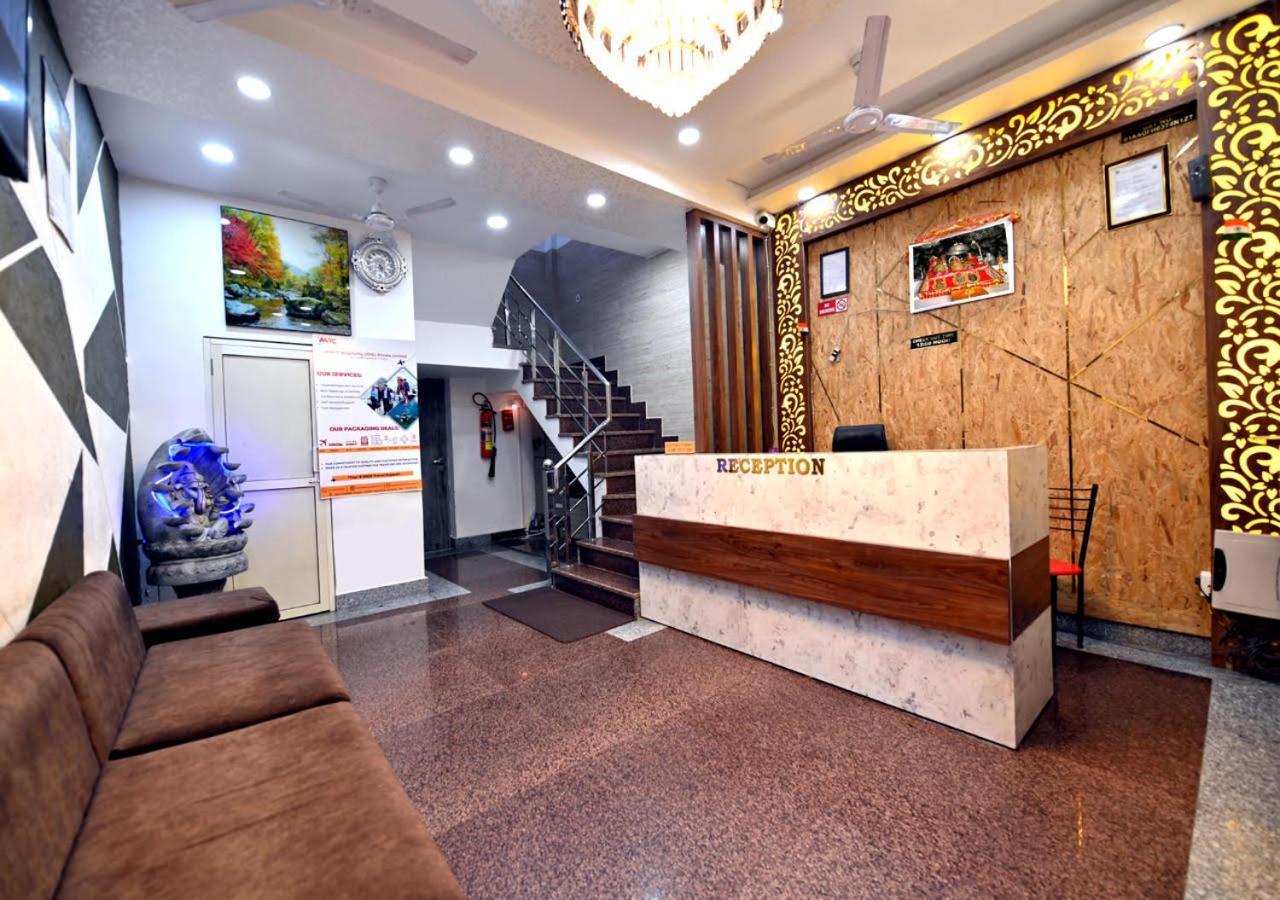 Royal Inn Jammu Bagian luar foto